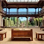 Casa Palacio Puy Du Palacete