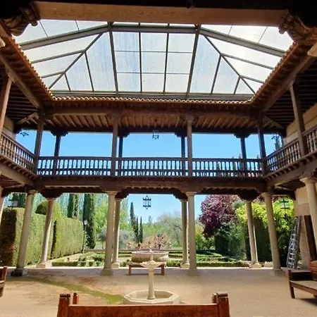 Casa Palacio Puy Du Palacete *