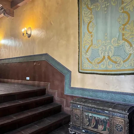 Casa Palacio Puy Du Fou * Toledo