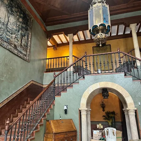 Casa Palacio Puy Du Palacete 빌라