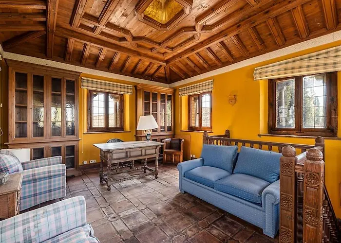 Casa Palacio Puy Du Fou Villa Toledo