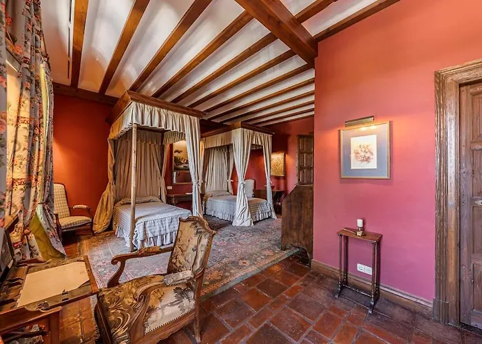 Casa Palacio Puy Du Fou Villa *